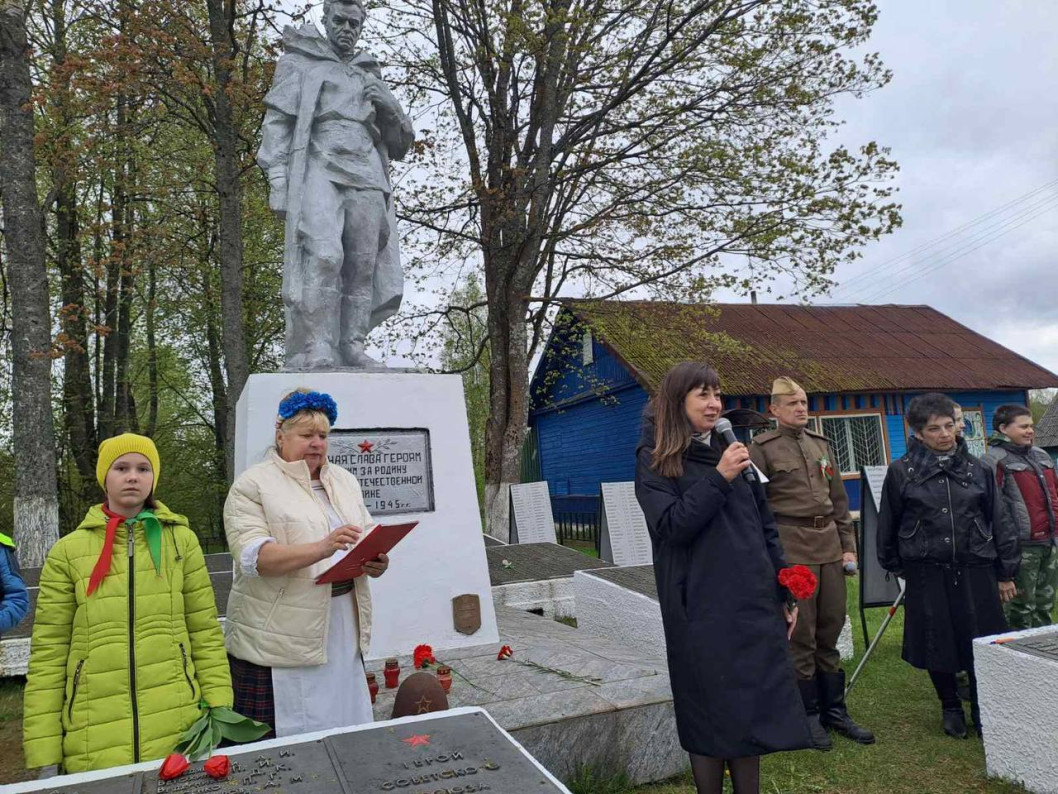 Мы помним: торжественные митинги ко Дню Победы прошли у памятных знаков Городокского района