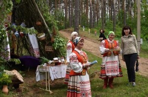 Свята прыйшло — гасцей прывяло